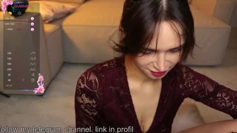 Anna online show from December 21, 6:23 pm