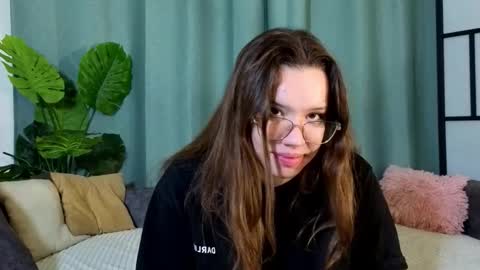 Candy online show from November 8, 6:57 pm