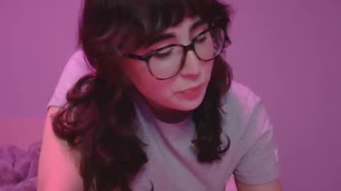 Stevie Steele online show from October 22, 4:17 am