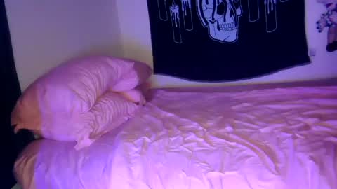 Haily online show from December 17, 10:44 am