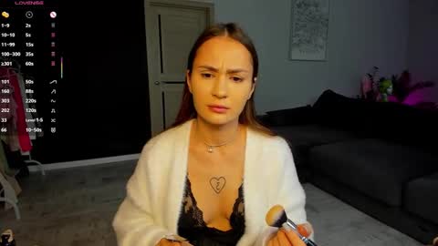 Laura online show from October 2, 3:22 am