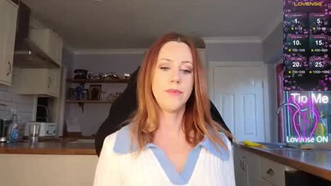 Amorina online show from November 23, 2:30 pm