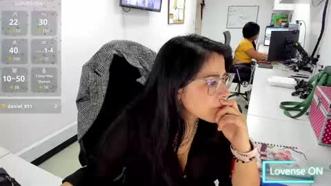 studcb_ online show from May 28, 9:56 pm