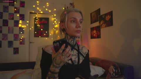 succubus_66 online show from January 17, 11:06 am