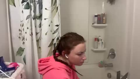 suerrab3304 online show from October 18, 5:10 am