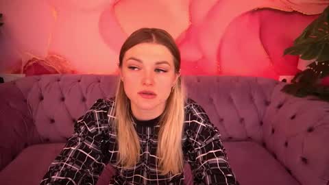 Kate online show from November 26, 6:58 am