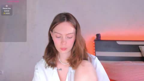 Lola online show from June 8, 1:28 am