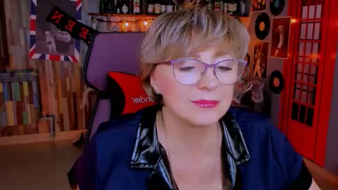 Vivien online show from October 23, 3:51 pm