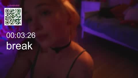 Lika ginger  Jessy blond   online show from September 26, 5:16 am