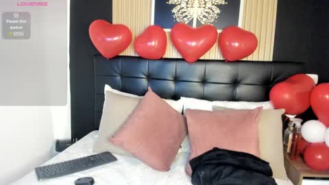 Summer online show from February 19, 10:45 am