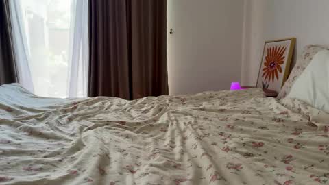 Angel PVT show open online show from April 13, 3:30 am