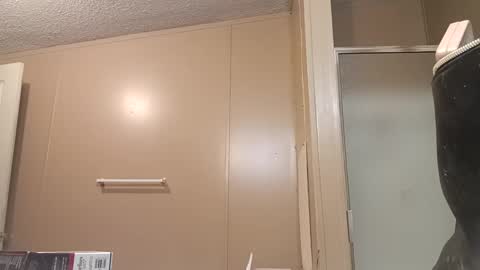 Summer Divine online show from January 27, 1:26 am