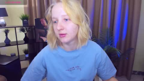 summerjem online show from December 3, 9:33 am