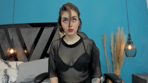 Summer online show from January 22, 3:29 pm