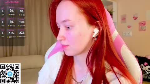 sunflare_ online show from March 7, 6:04 pm