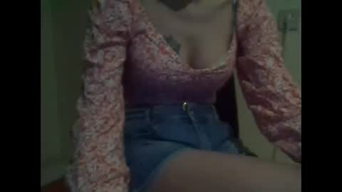 suni online show from February 12, 2:52 pm