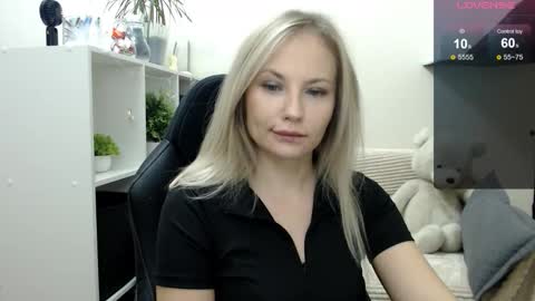 Naomi online show from November 3, 3:21 am