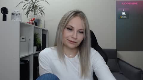 Naomi online show from March 7, 7:38 pm