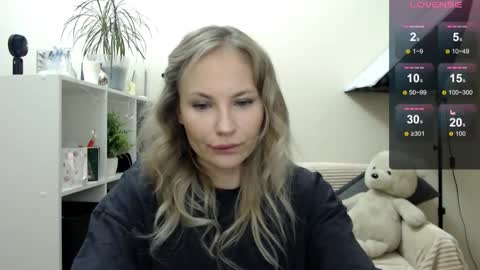 Naomi online show from November 26, 4:02 am