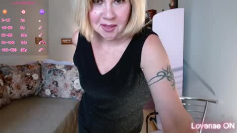 Sunny Katty online show from February 24, 1:32 pm