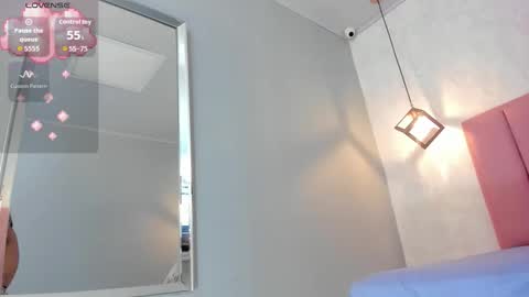  S U N N Y online show from September 12, 2:02 pm