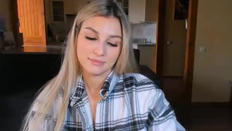 sunsetwithava online show from February 24, 1:10 pm