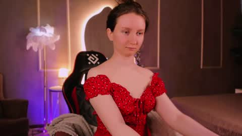 Alice online show from March 30, 1:54 pm