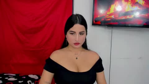 Andrea Rodriguez online show from March 5, 7:06 pm