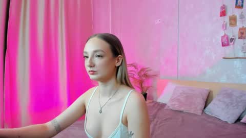 Annie online show from February 14, 1:13 am