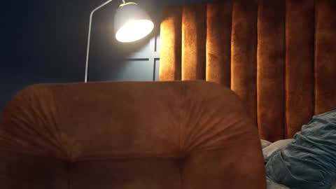 susan_wall online show from March 12, 4:09 pm