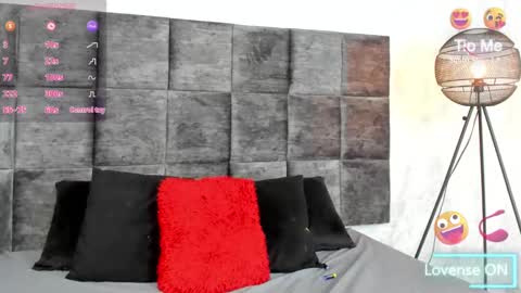 Susan online show from December 12, 8:43 pm