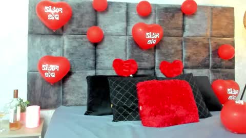 Susan online show from February 14, 8:37 pm