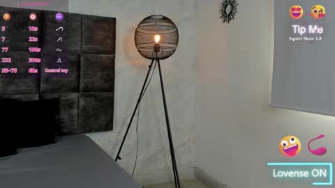 Susan online show from January 15, 8:05 pm