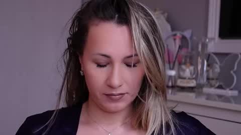 SusanJewel online show from February 15, 8:46 am