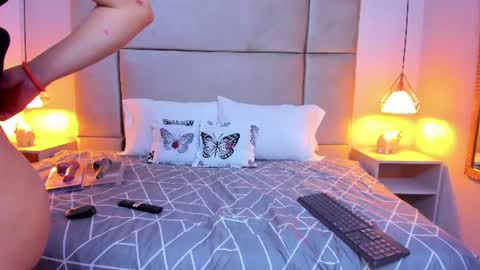 Susy online show from June 17, 4:36 am