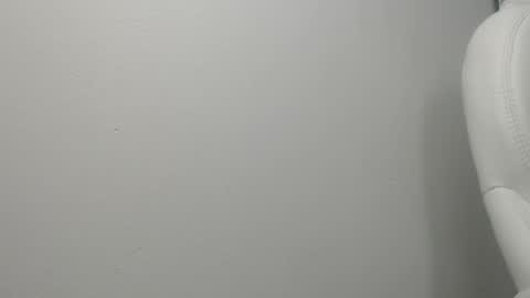 sussy leon online show from February 14, 12:14 pm