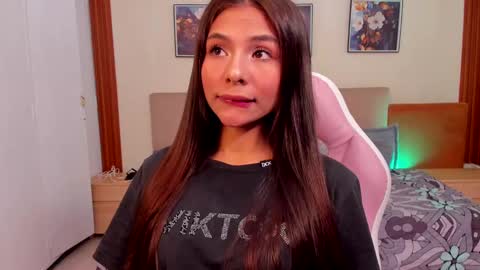 sussy_sweet4u online show from September 19, 11:09 am