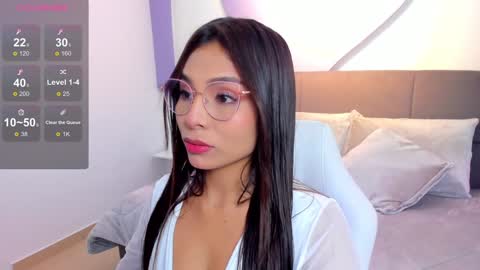 sussy_sweet4u online show from February 3, 7:51 am