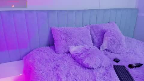 sussy_sweet4u online show from October 17, 8:39 am