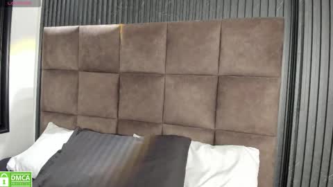 sussy_vixen online show from January 9, 4:17 am