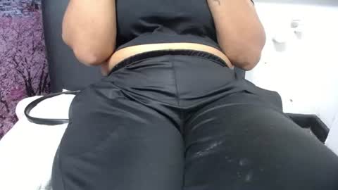 susy_perverttt online show from August 2, 2:42 pm