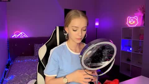 Jessica online show from March 23, 1:28 pm