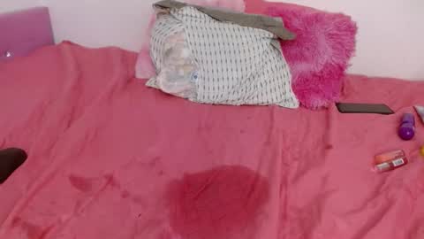 suzan_30 online show from October 19, 8:44 pm