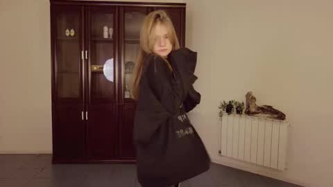 Eva online show from November 27, 5:10 am