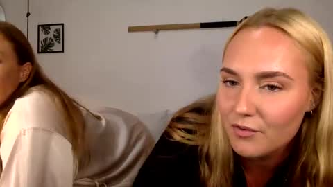 Swedish Candii online show from January 29, 4:26 am