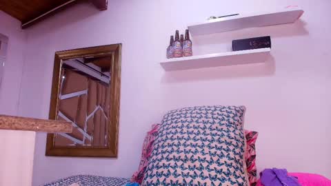 Debora  online show from October 6, 12:00 pm