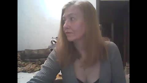 sweet4blonde67 online show from November 6, 12:11 pm