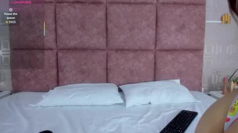 MIAAA SWEET online show from November 26, 1:56 pm