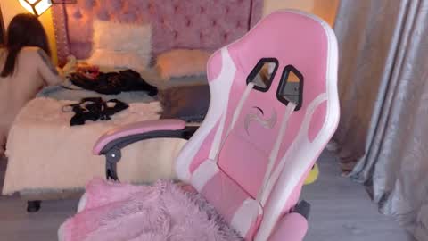 sweet__thang online show from September 13, 5:37 am