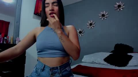 Sweet Amanda95 online show from February 18, 3:10 am